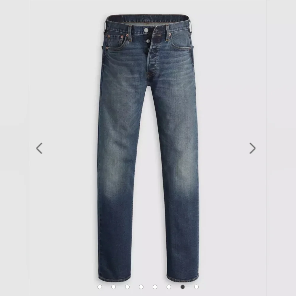 Levi's 501 Original Fit Men's Medium Wash Straight Leg Jeans